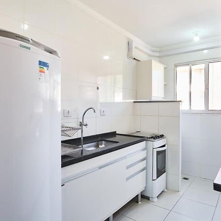 Apartamento Lenamar II: Beachside Comfort with AC & Wi-Fi Ubatuba Exterior photo