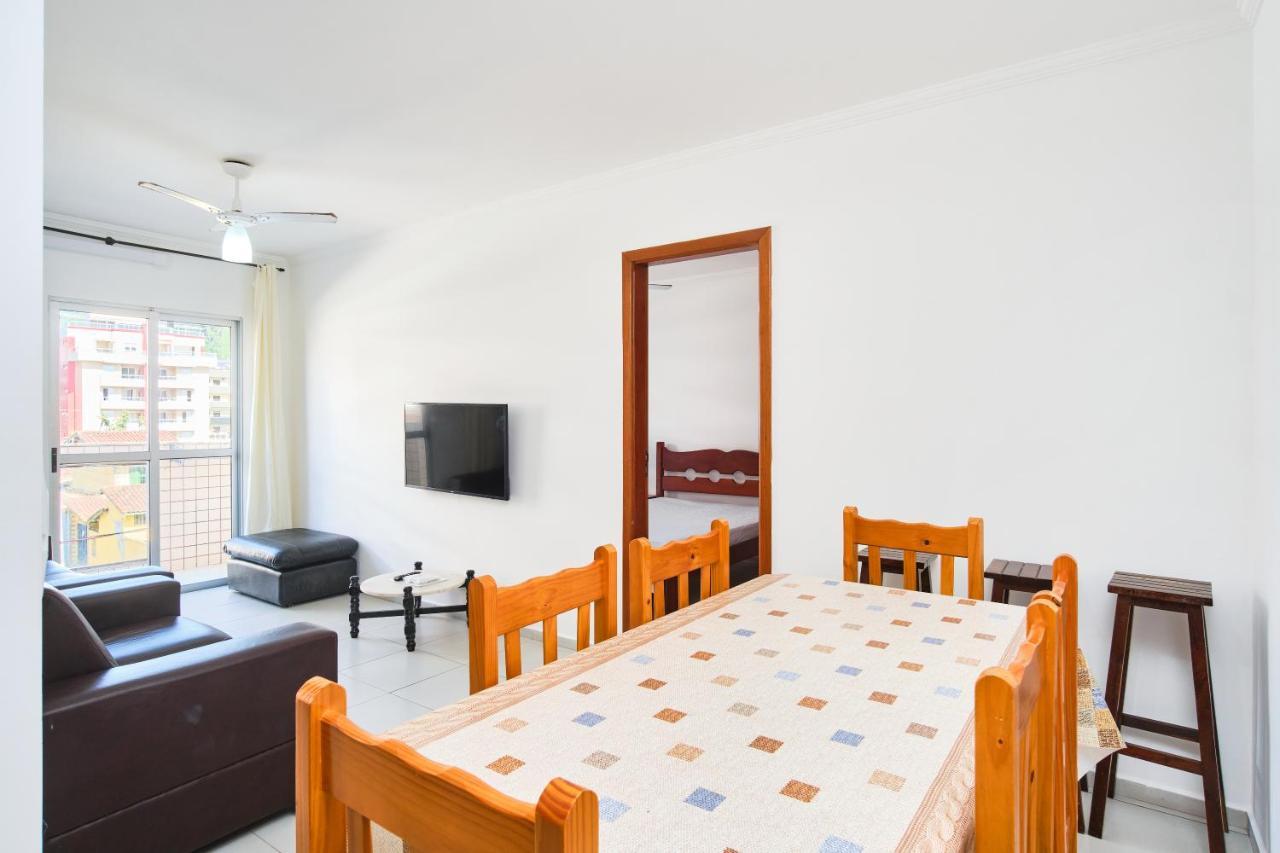 Apartamento Lenamar II: Beachside Comfort with AC & Wi-Fi Ubatuba Exterior photo